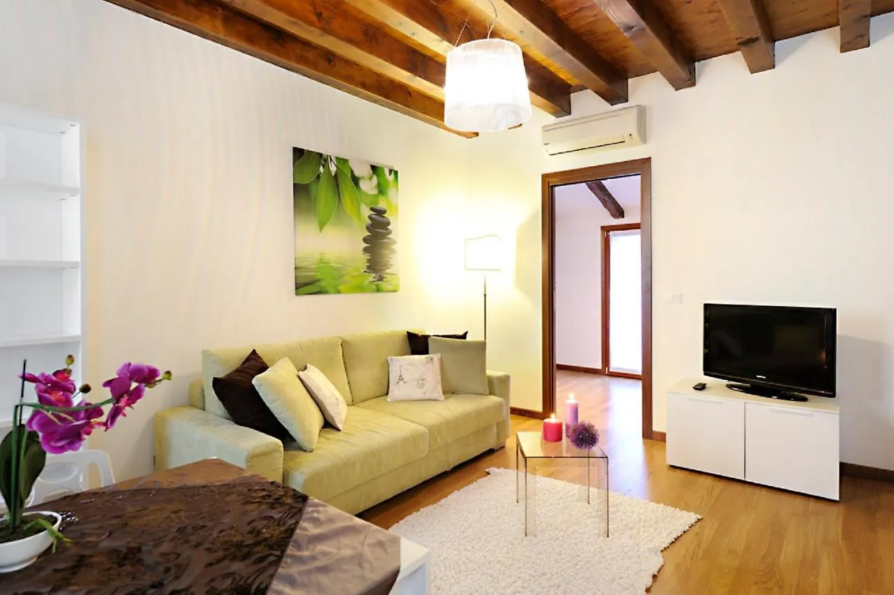 Venice Gran Design Apartments