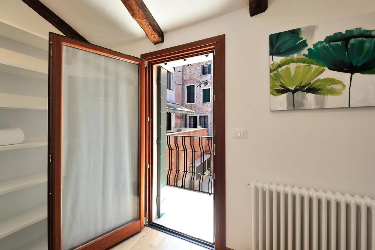 Venice Gran Design Apartments 0*,