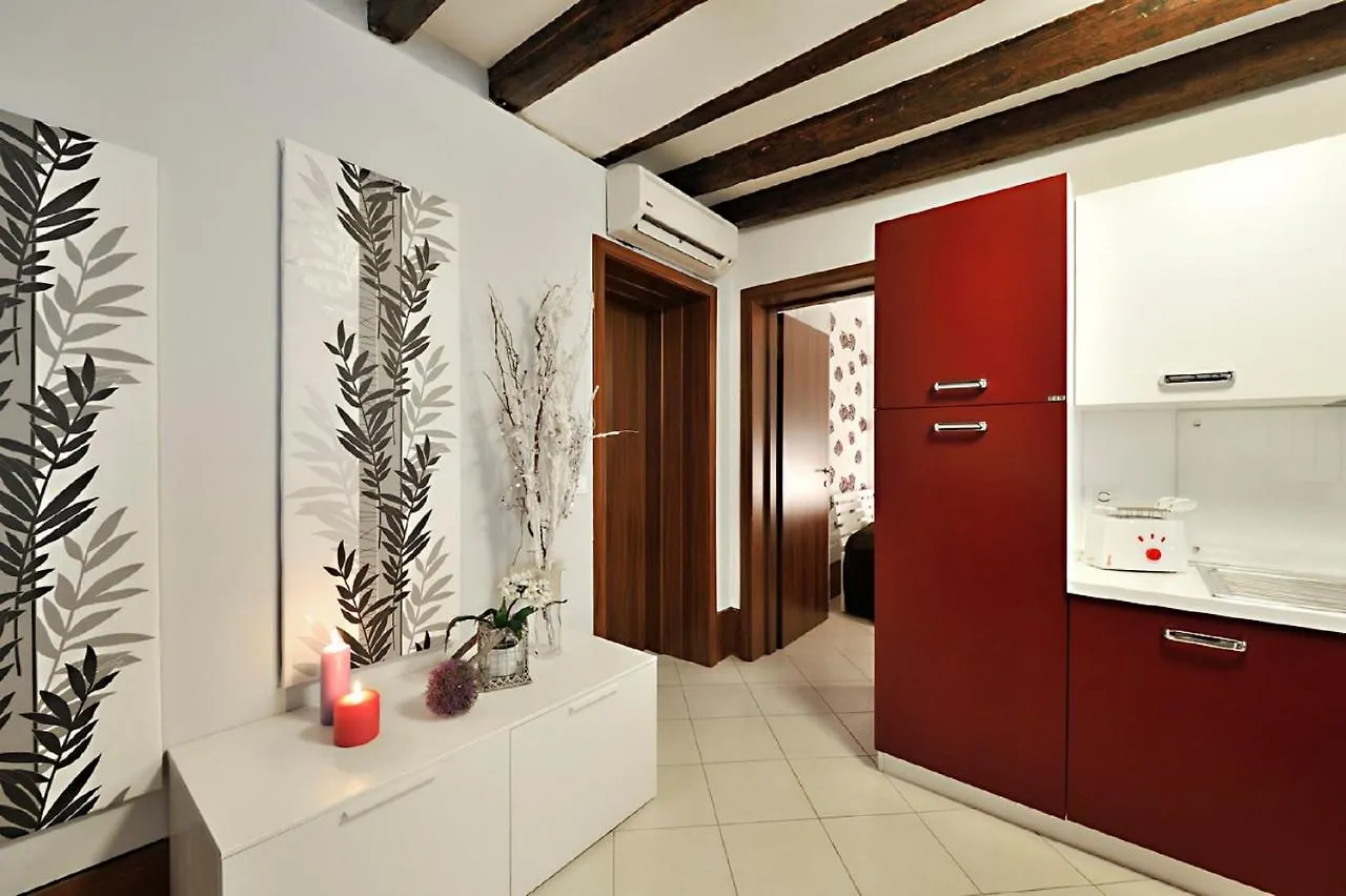 Venice Gran Design Apartments
