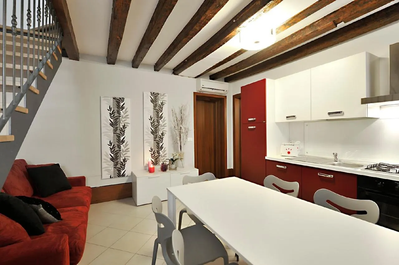 Venice Gran Design Apartments