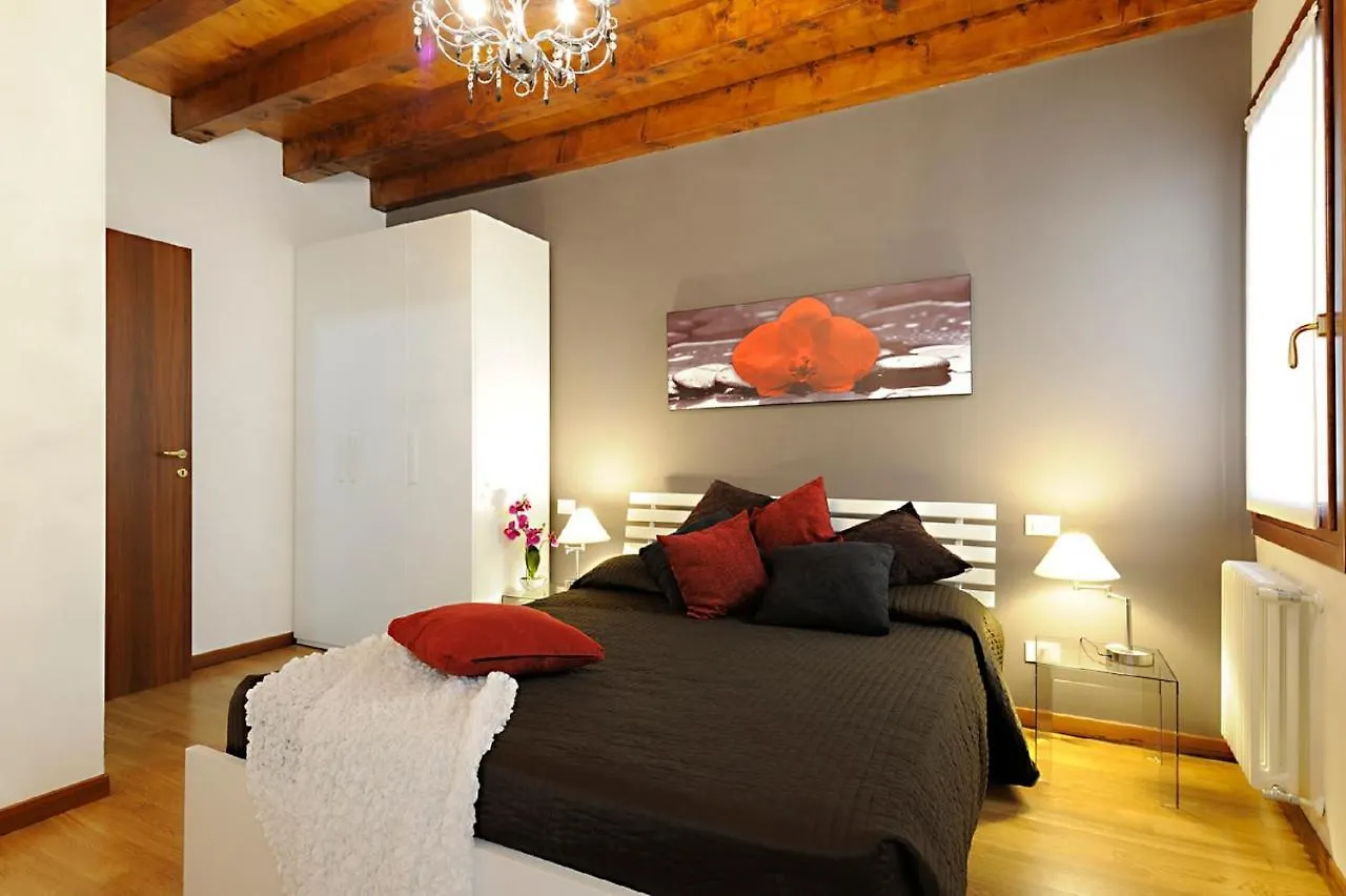 Venice Gran Design Apartments