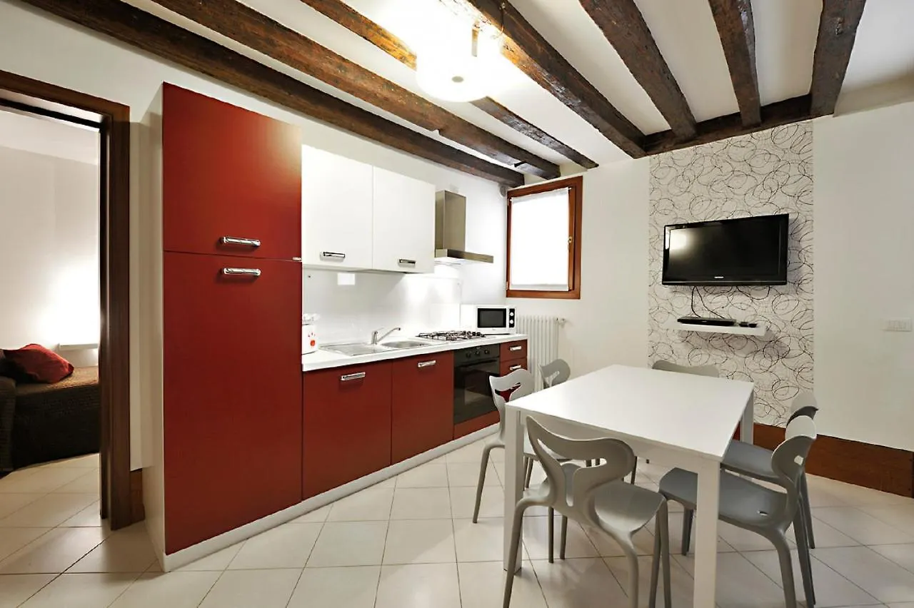 Venice Gran Design Apartments