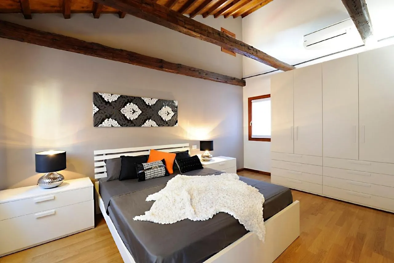 Venice Gran Design Apartments