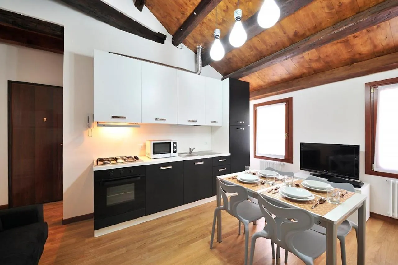 Venice Gran Design Apartments 0*,